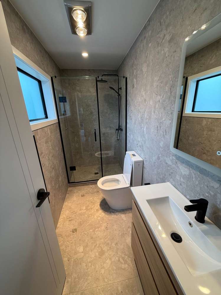 40b Glenmore Road Sunnyhills_11