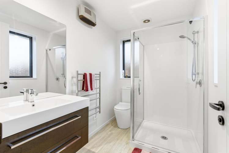 6 Barcote Lane Rolleston_11