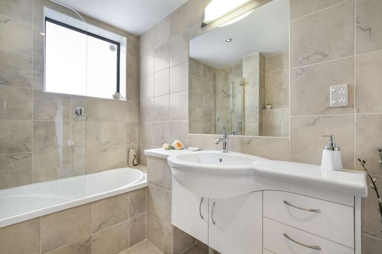 90a Tiroroa Avenue Te Atatu South_9