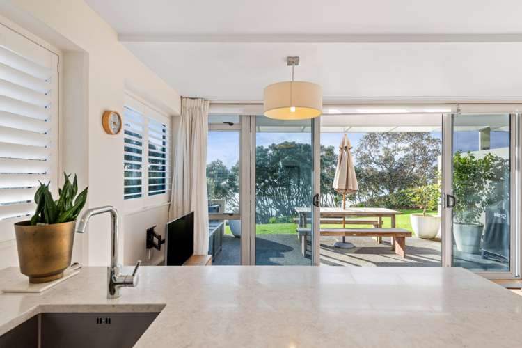 2/57 Sarsfield Street Herne Bay_5