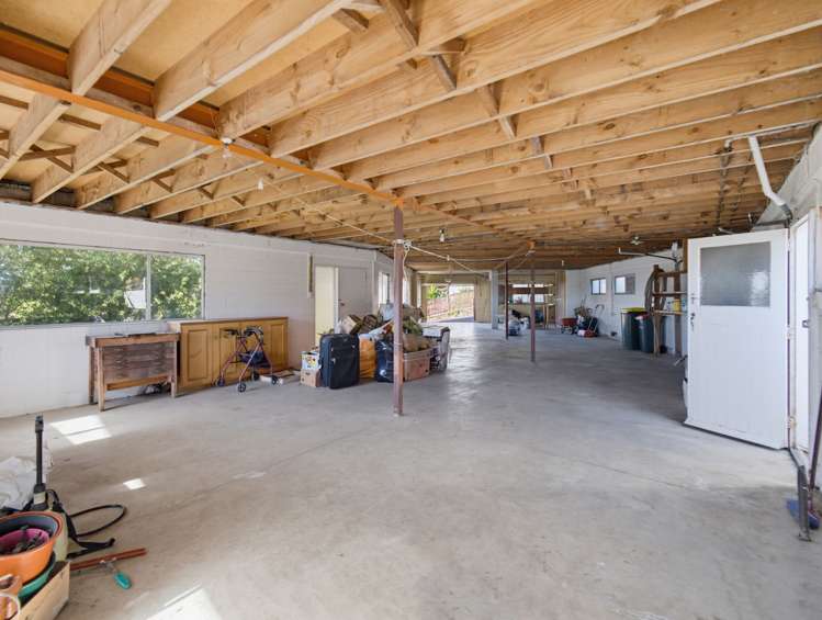 5 Conifer Lane Mangere Bridge_23