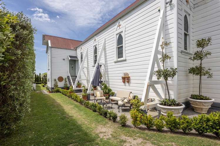 17 School Road Clive_20