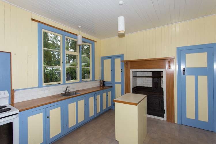 584 No 3 Line Okoia_5