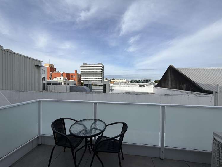 13/391 Victoria Street 10463_15