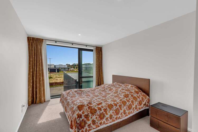 166 Seventh View Avenue Beachlands_19