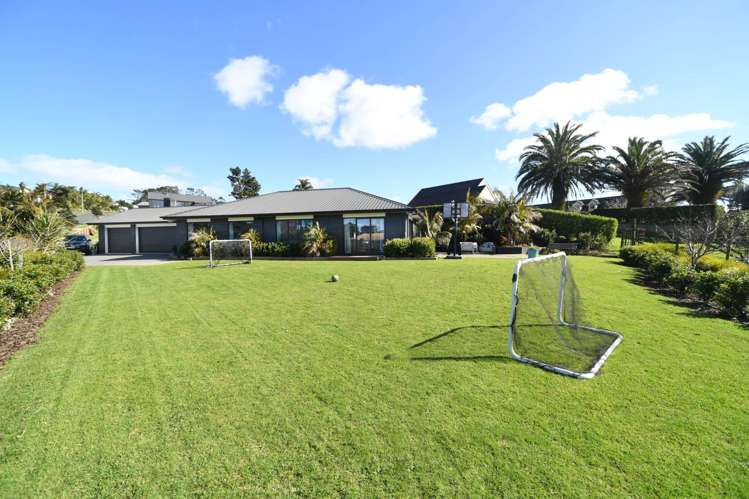 97 Solan Drive Waimauku_1