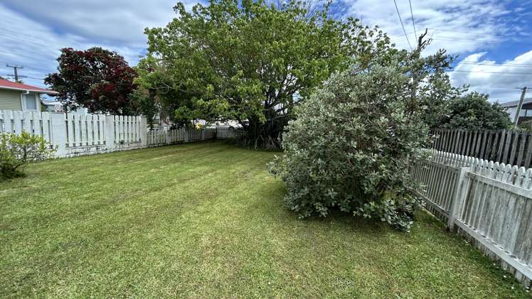 36 Busby street Blockhouse Bay_12