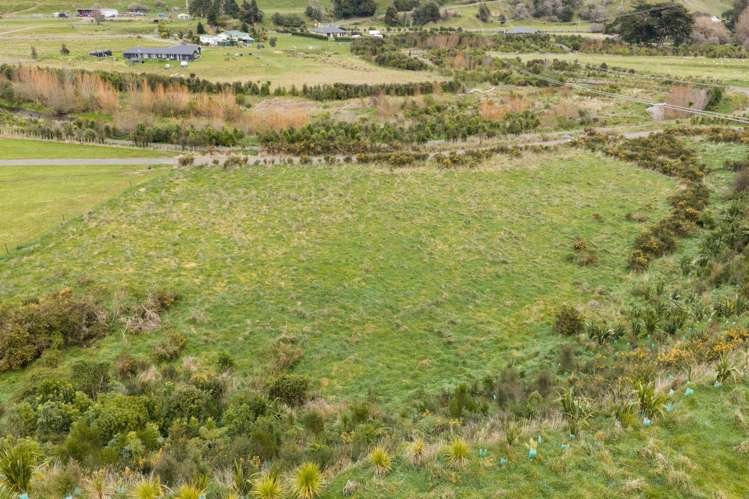 256 Valley Views Fitzherbert_1