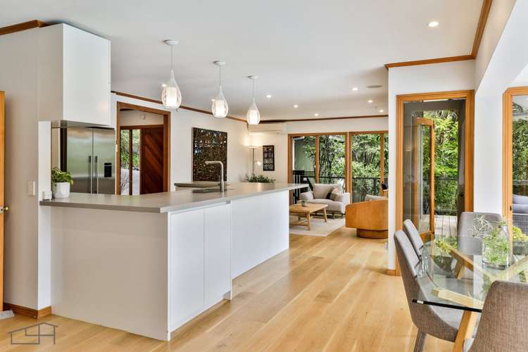 215 Konini Road Titirangi_10