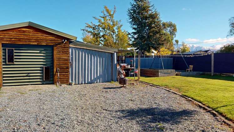 10 Fraser Crescent Twizel_13