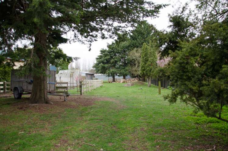 153 Smithfield Road Elgin_17