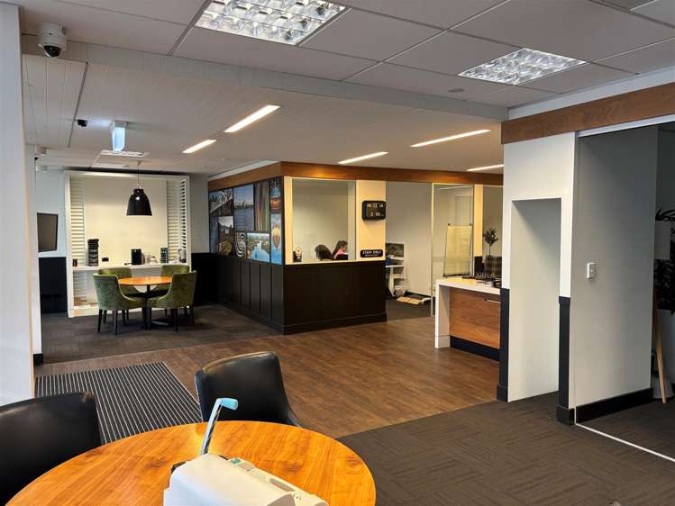 411-415 Victoria Street Hamilton Central_1