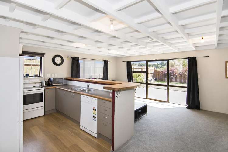 1/1 Windlesham Place Wakefield_5