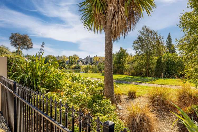 42 Beechwood Drive Northwood_15