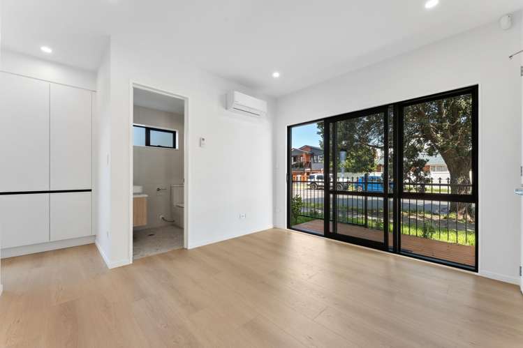 729A Massey Road Mangere_3