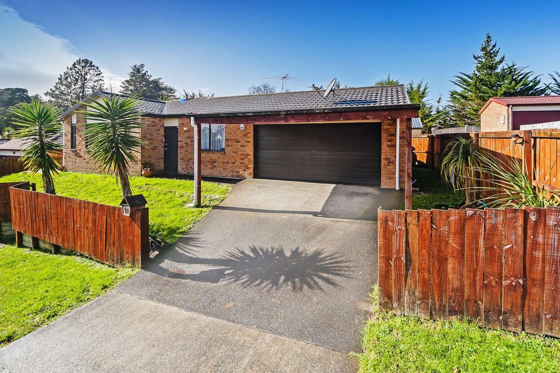 61 Woodbank Drive Glen Eden_0