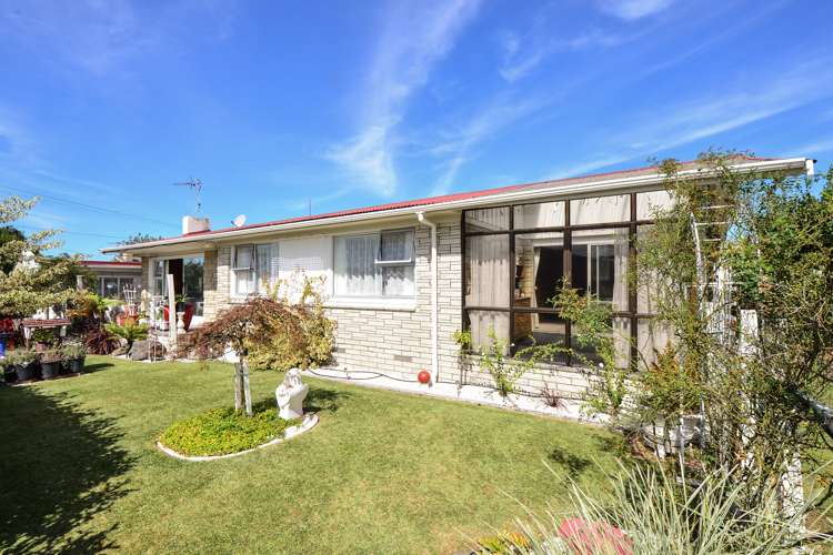 27 Yvonne Street Melville_1