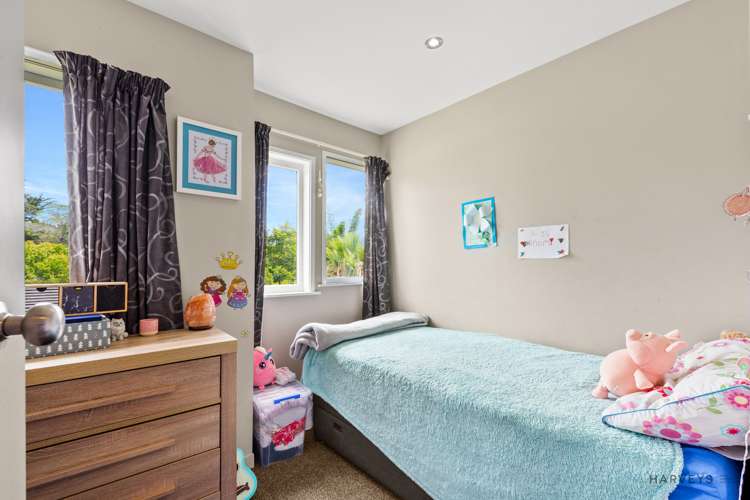 14 Fairmount Road Titirangi_10