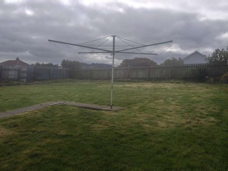 53 Panmure Avenue Calton Hill_9