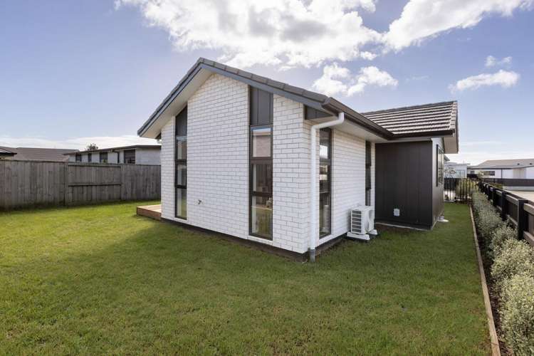 22 Rehua Way Papamoa_16