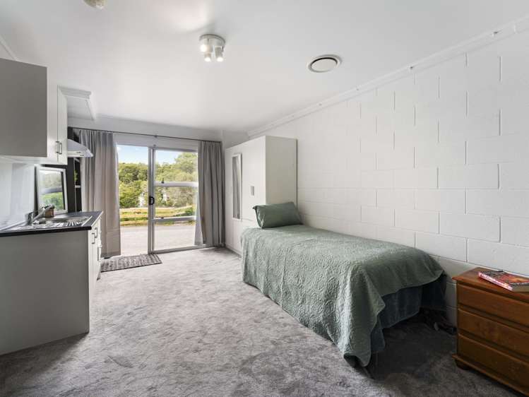 2/39C Coronation Road Hillcrest_11