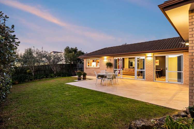 2 Mermaid Mews Red Beach_3