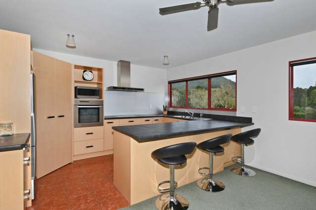 210 Pukeatua Road Maungatapere_4