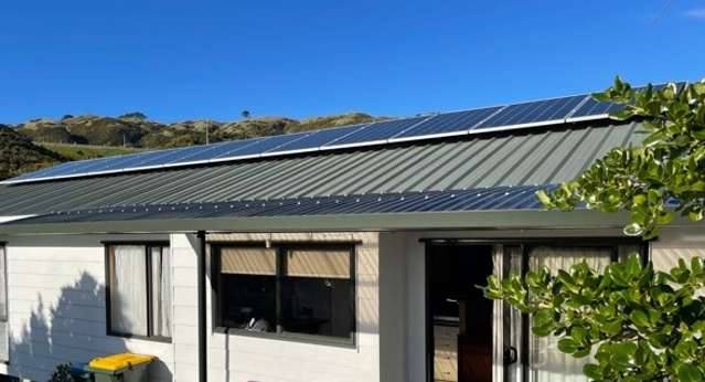 8 Ribbonwood Terrace Porirua East_2