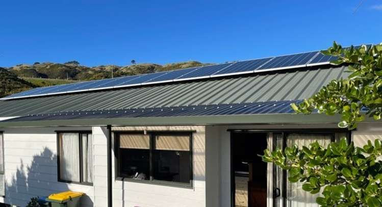 8 Ribbonwood Terrace Porirua East_2