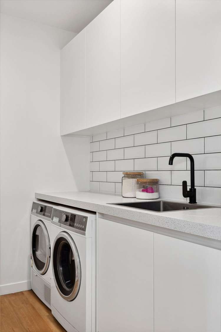 17 Cooper Crescent Luggate_19
