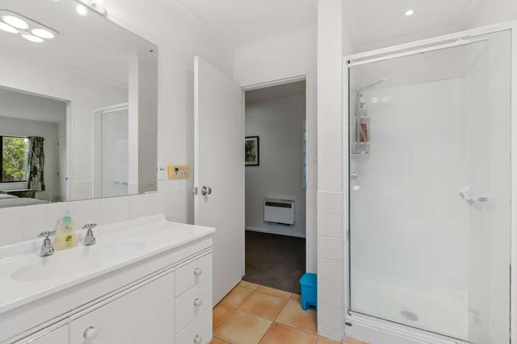 8 Whalers Rise Whalers Gate_22