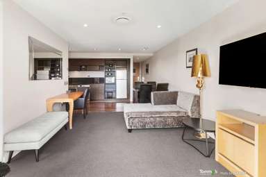 5J/257 Wakefield Street_4