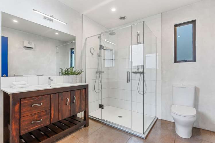 157 Point View Drive East Tamaki Heights_14