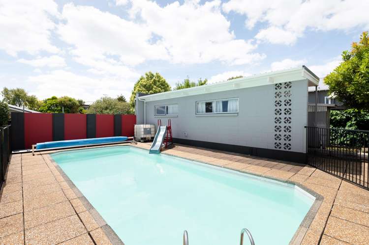 4 Thomson Avenue Dinsdale_4