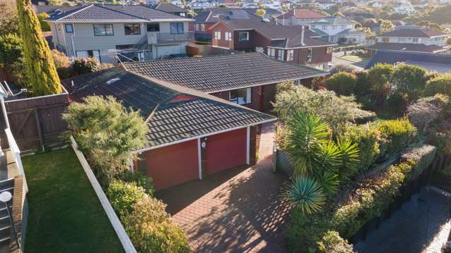 8 Maywood Grove Churton Park_1