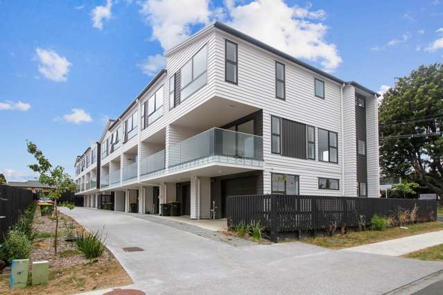 Design Living in Papatoetoe Central