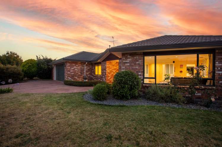 6 Runanga Grove Waikanae_24