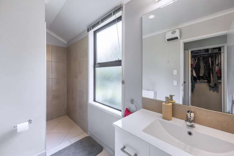 16 Lacebark Drive Kinloch_18