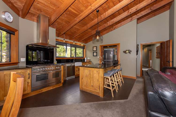 10 Minaret Ridge Wanaka_5