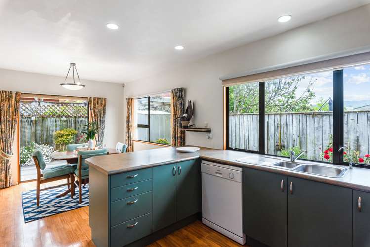 7 Beachwater Grove Paraparaumu Beach_12