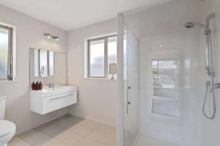 4 Eaton Place Lincoln_13