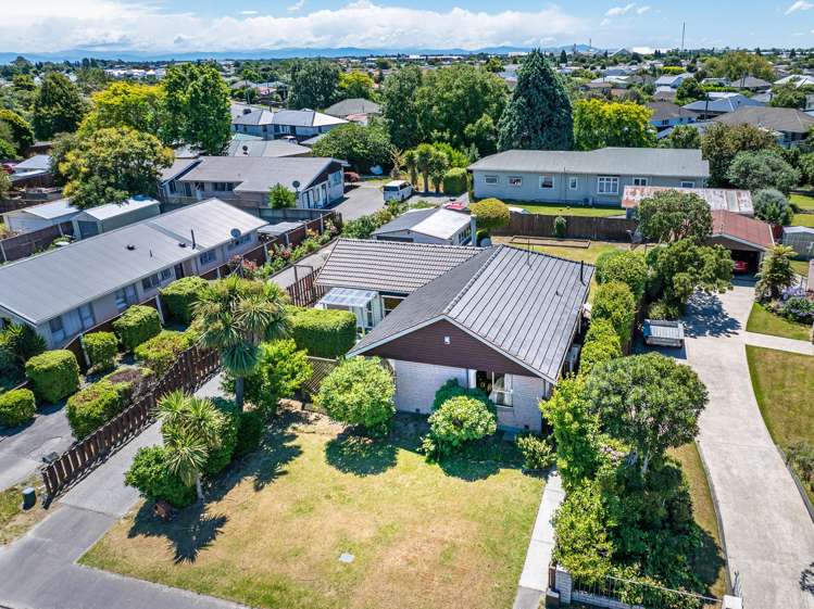 11 Gibson Drive Hornby_20