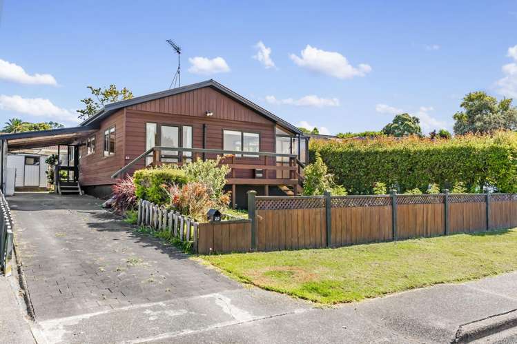 22 Albatross Road Red Beach_2