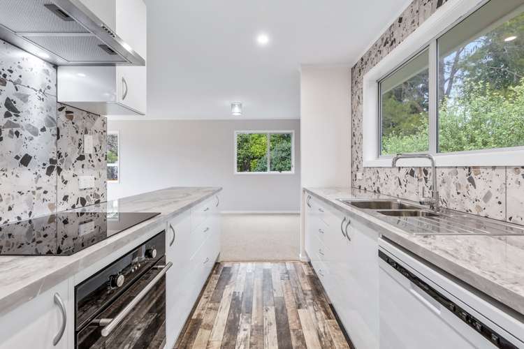 2/94 Kaurilands Road Titirangi_5
