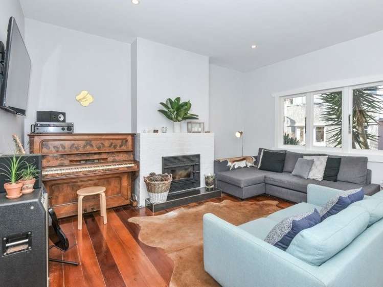 1012 Great North Road Point Chevalier_11