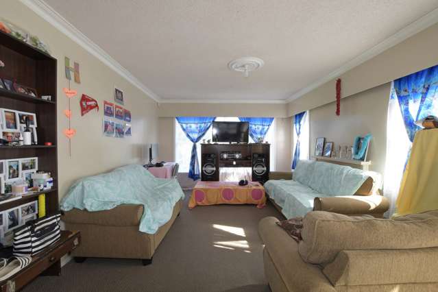 12 Sandbrook Avenue Otara_4