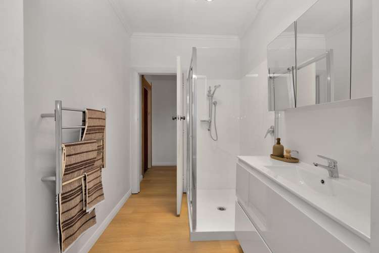 8 Garrison Street Carterton_18