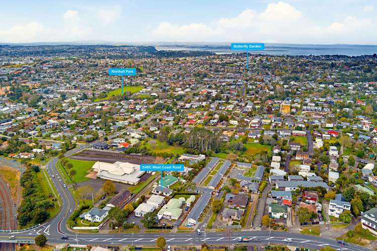 2/40C West Coast Road Glen Eden_23