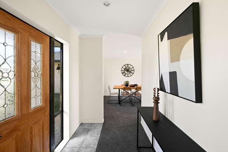 36 Cairns Crescent Rototuna_1