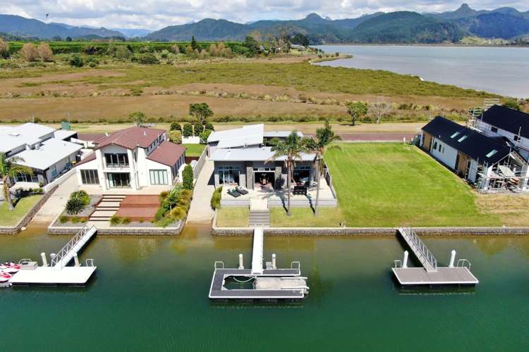 156 Waterways Parade Pauanui_26